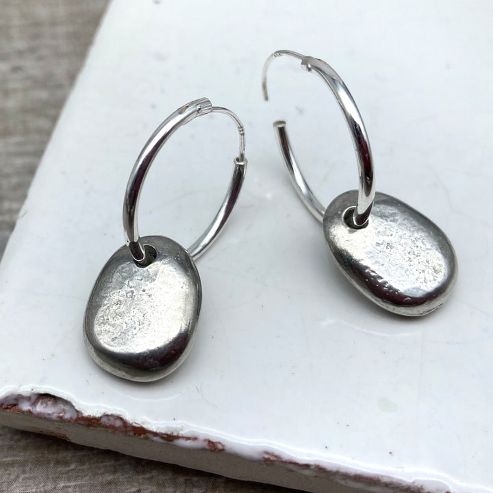 Little Pewter Pebble Silver Hoop